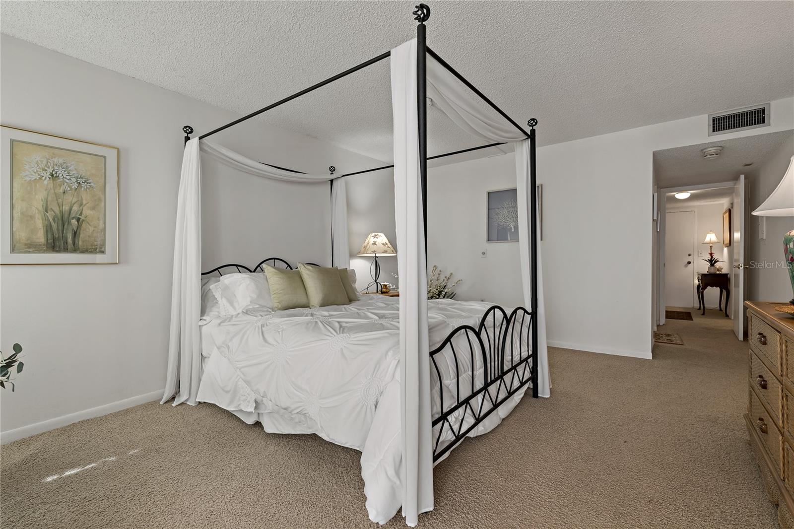 Image 19 of 46 For 4910 38th Way S 108