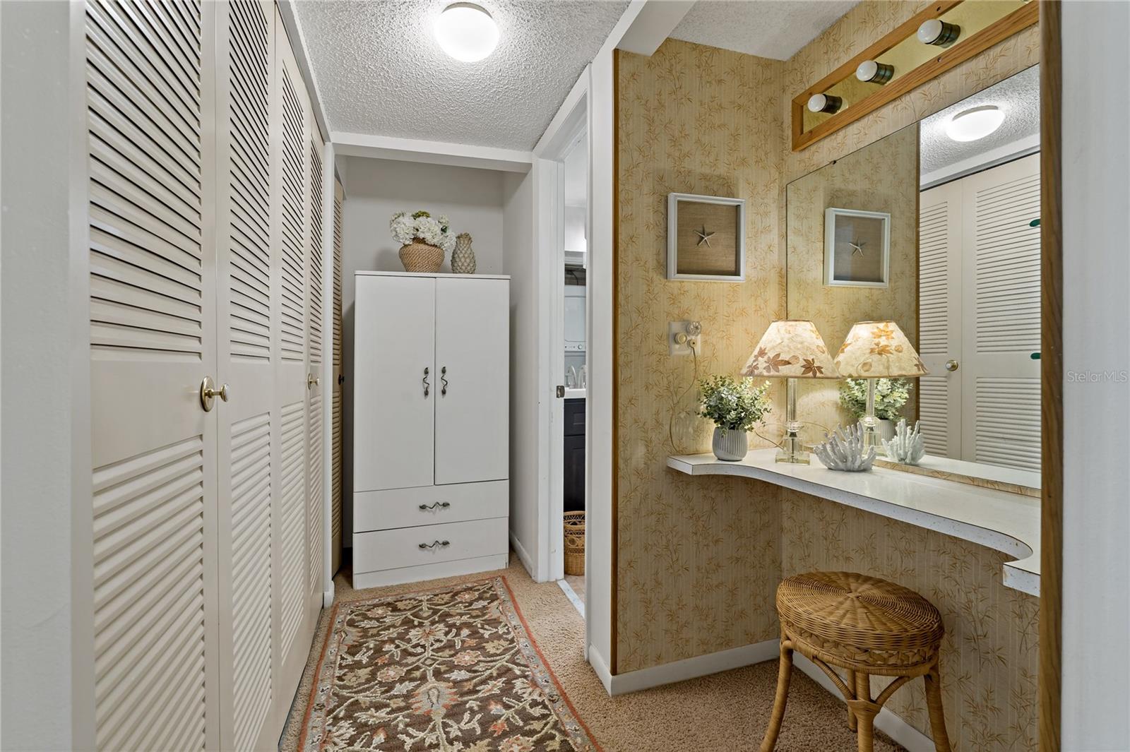 Image 21 of 46 For 4910 38th Way S 108