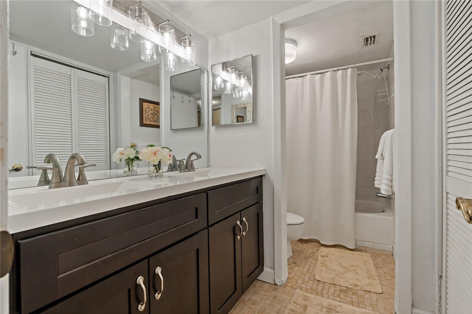 Image 22 of 46 For 4910 38th Way S 108