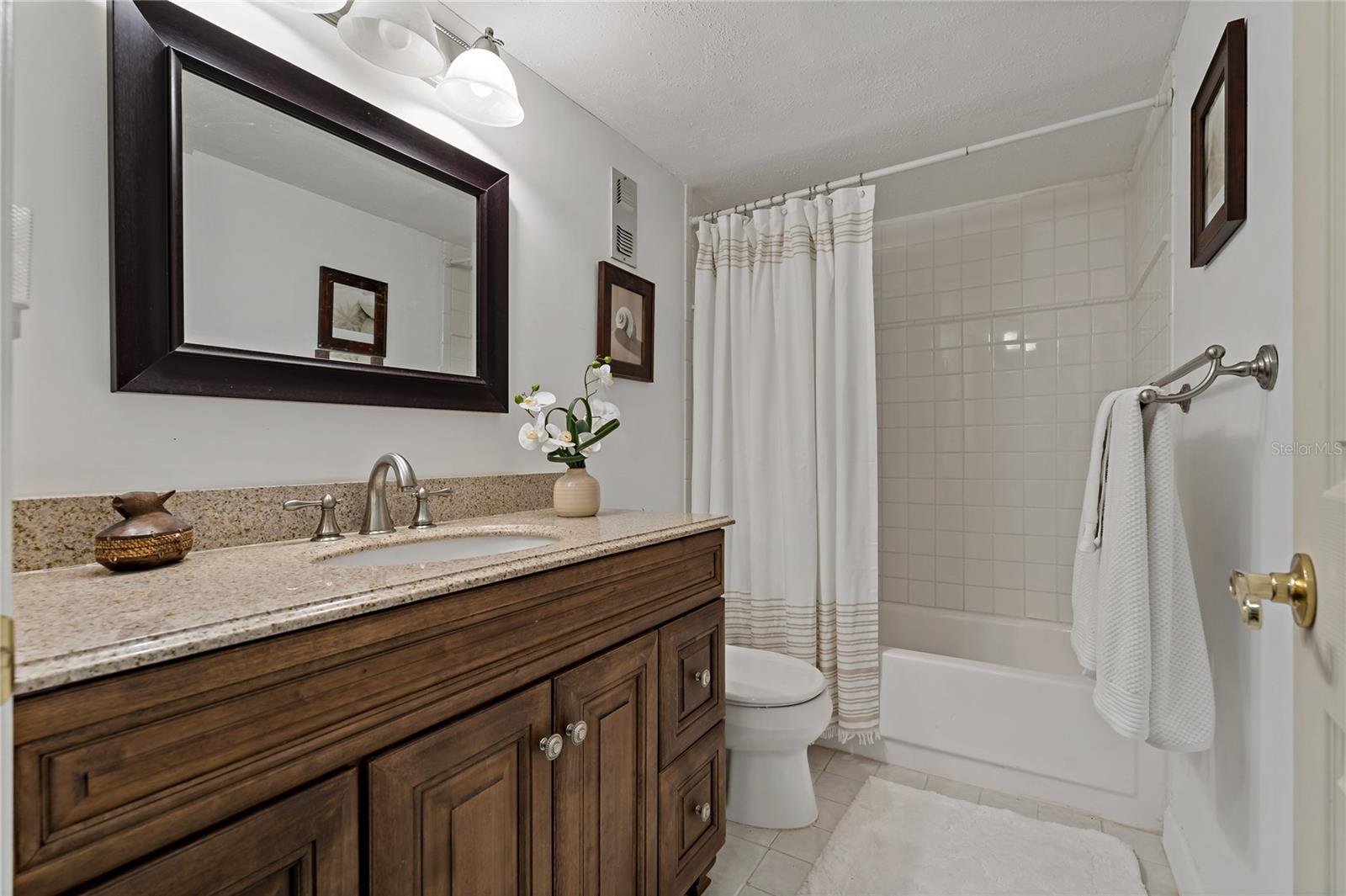 Image 27 of 46 For 4910 38th Way S 108