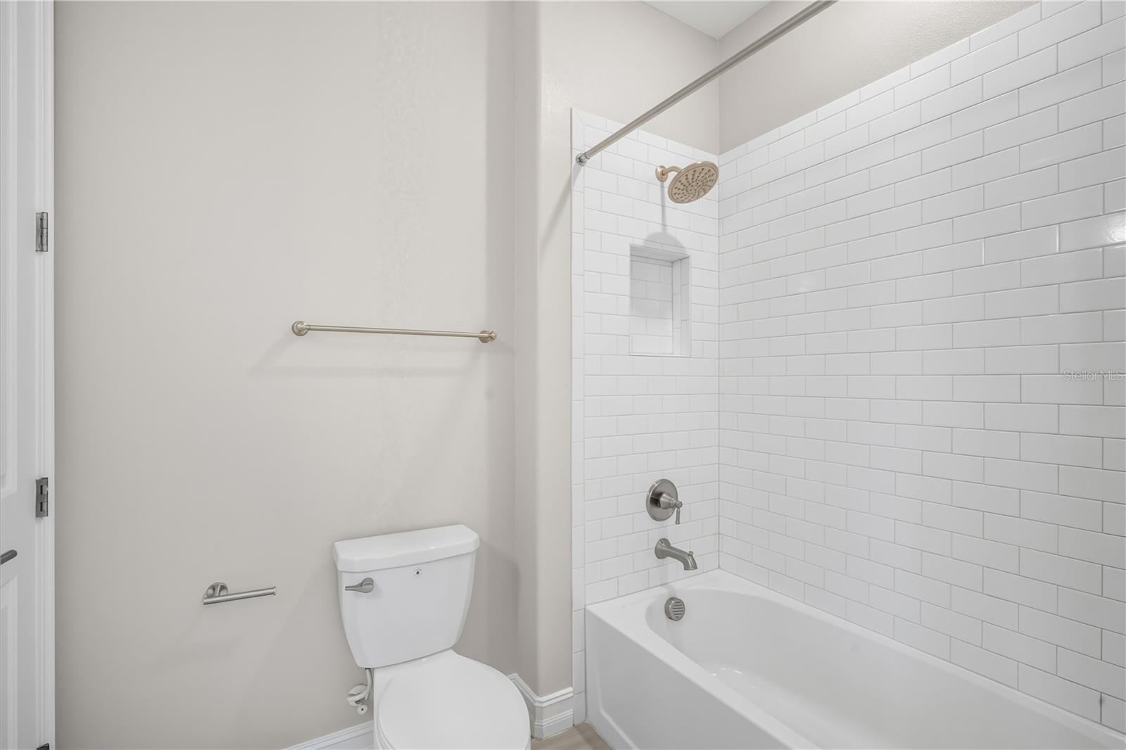 Image 19 of 30 For 4663 Almada Lane