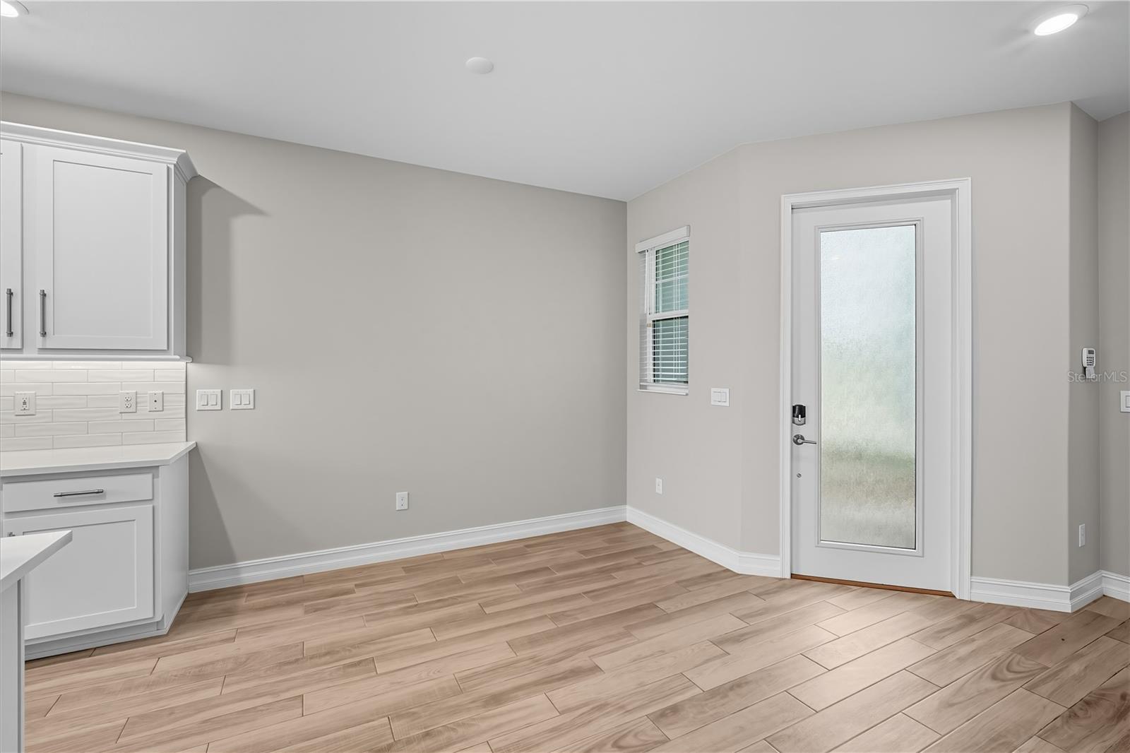 Image 4 of 30 For 4663 Almada Lane