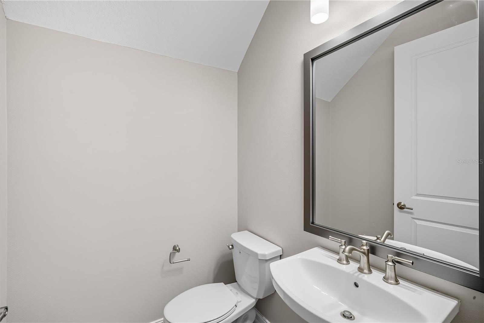 Image 6 of 30 For 4663 Almada Lane