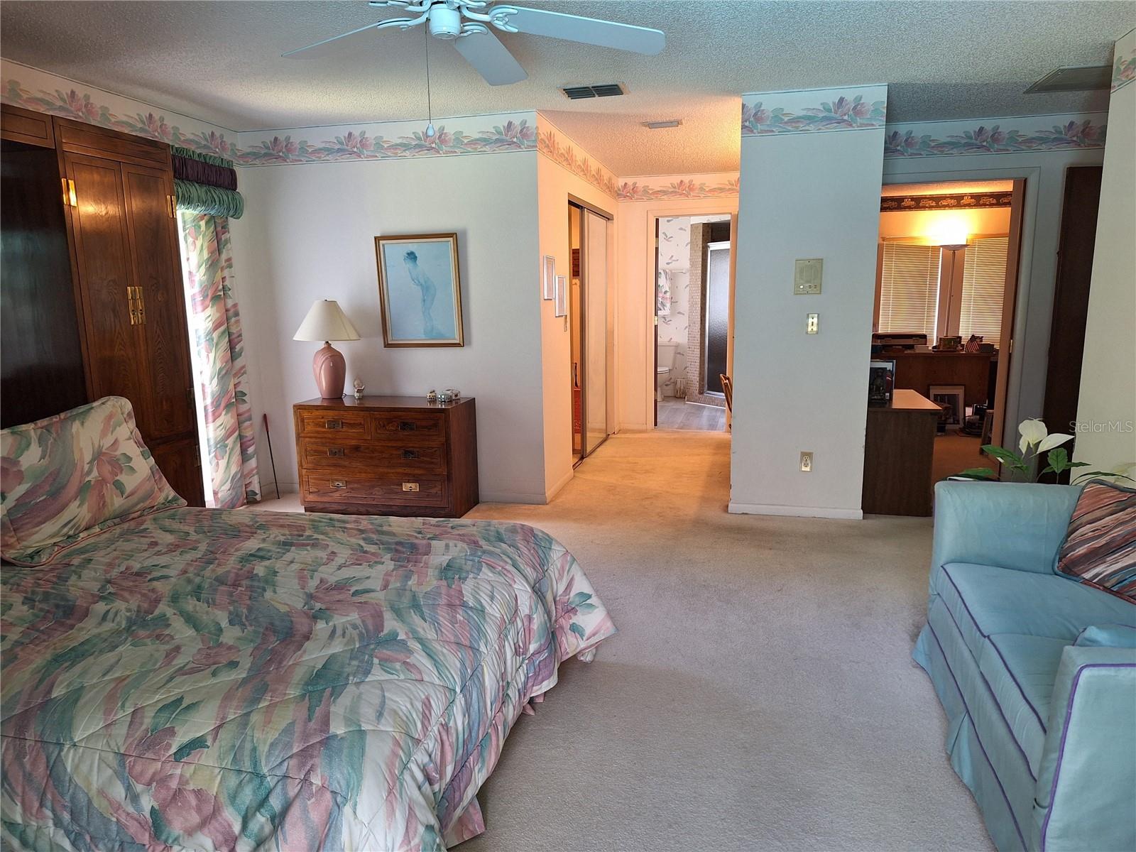 Image 7 of 8 For 2718 Redford Court E