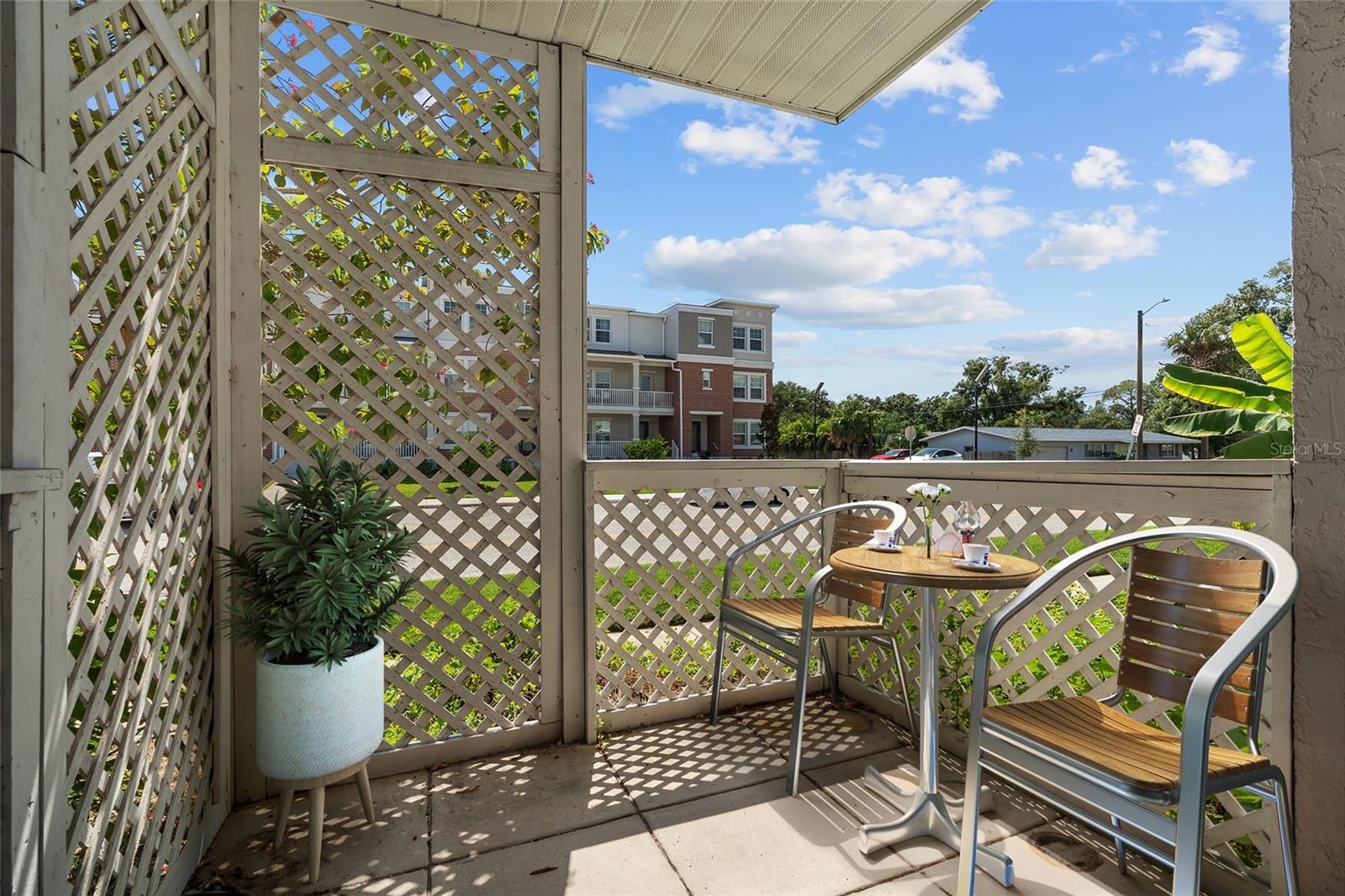 Image 12 of 21 For 4405 Fair Oaks Avenue 9