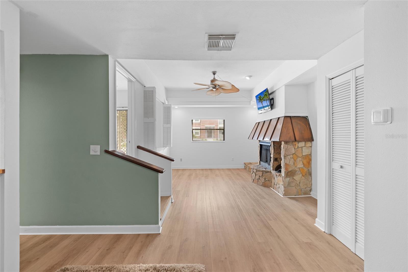 Image 6 of 21 For 4405 Fair Oaks Avenue 9