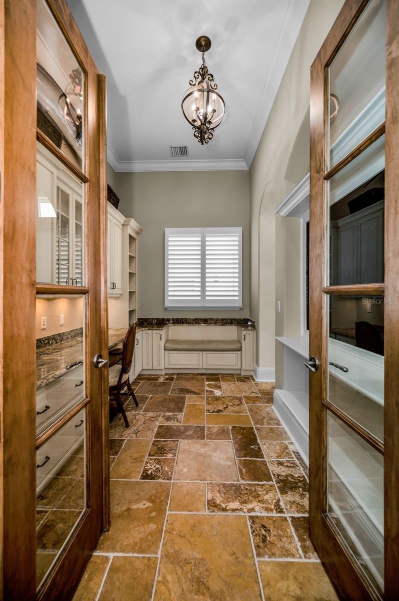 Image 32 of 97 For 801 Brightwaters Boulevard Ne