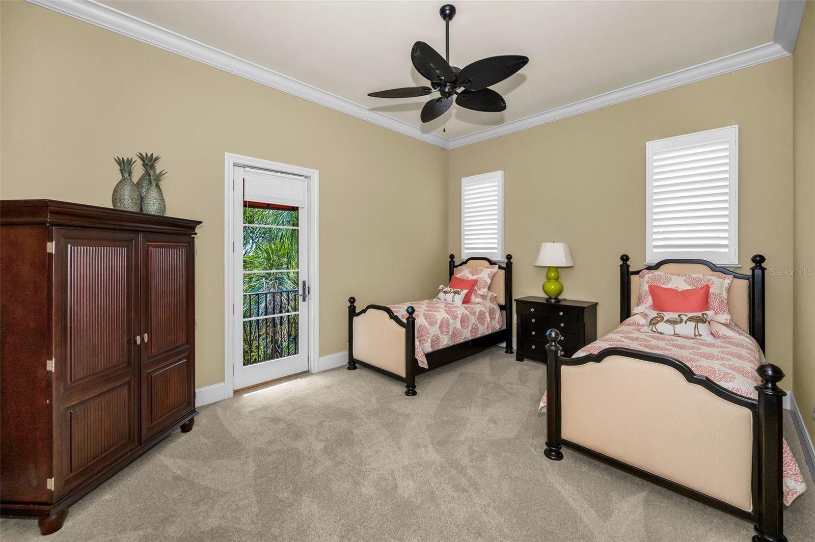 Image 66 of 97 For 801 Brightwaters Boulevard Ne