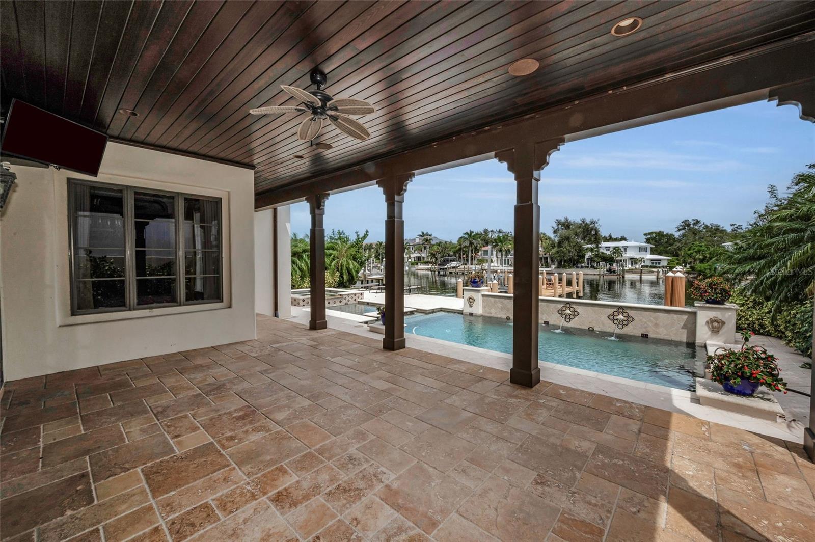 Image 74 of 97 For 801 Brightwaters Boulevard Ne