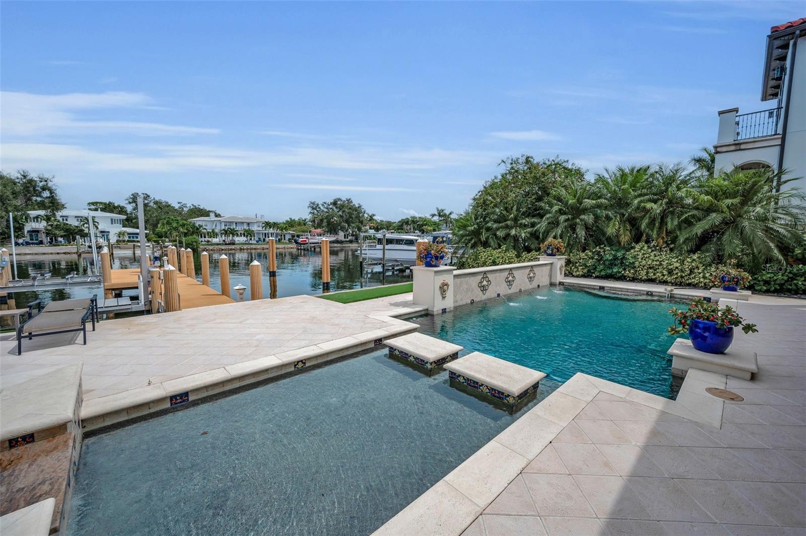 Image 76 of 97 For 801 Brightwaters Boulevard Ne
