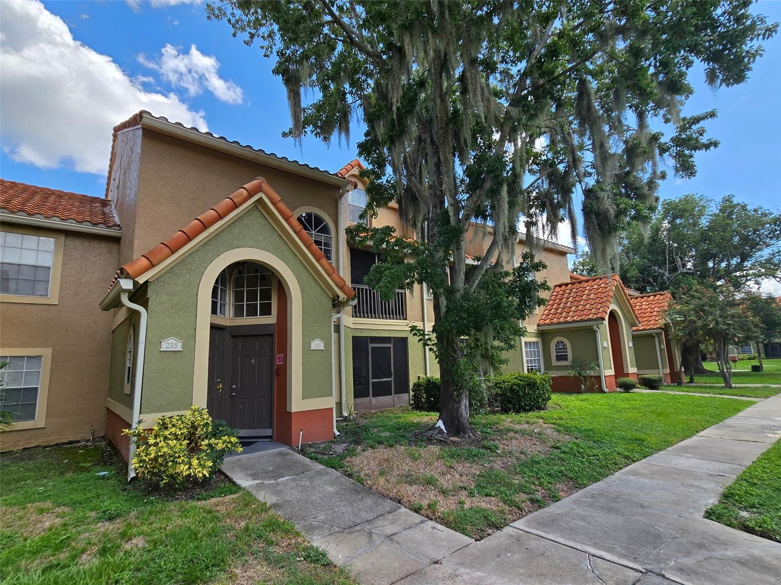 Image 2 of 16 For 409 Fountainhead Circle