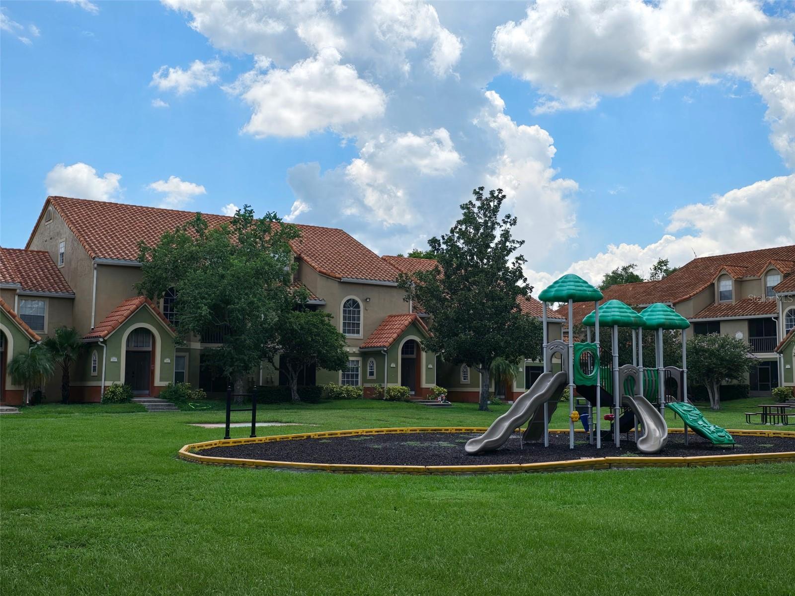 Image 7 of 16 For 409 Fountainhead Circle