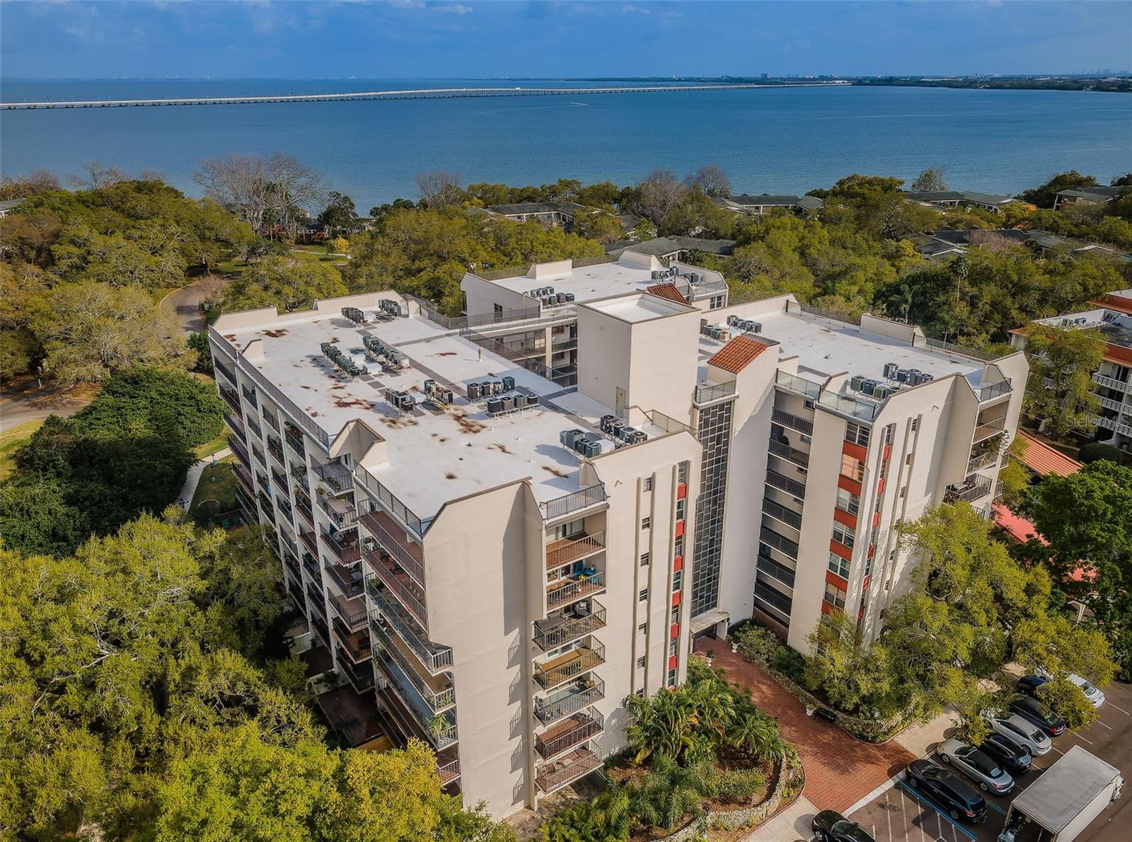 Image 2 of 34 For 2699 Seville Boulevard 105