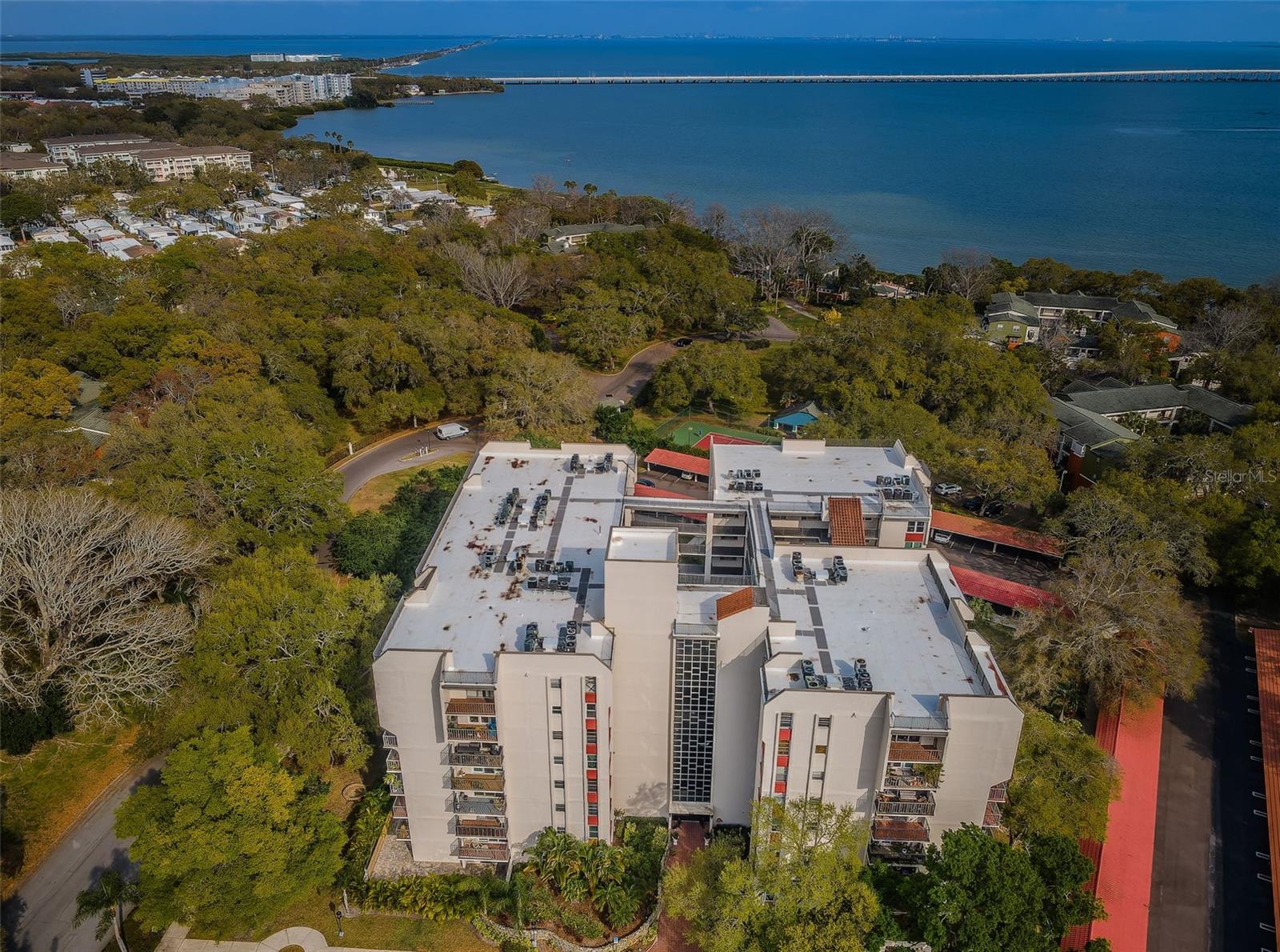 Image 29 of 34 For 2699 Seville Boulevard 105