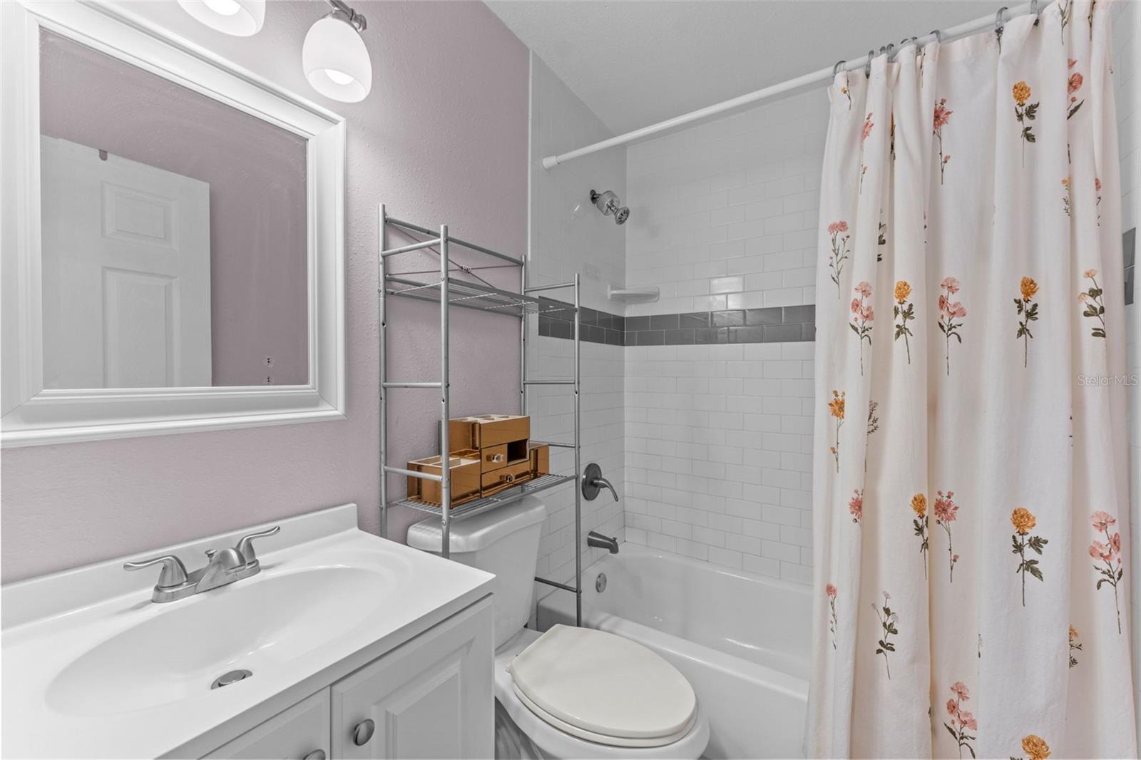 Image 14 of 26 For 8207 Ola Avenue