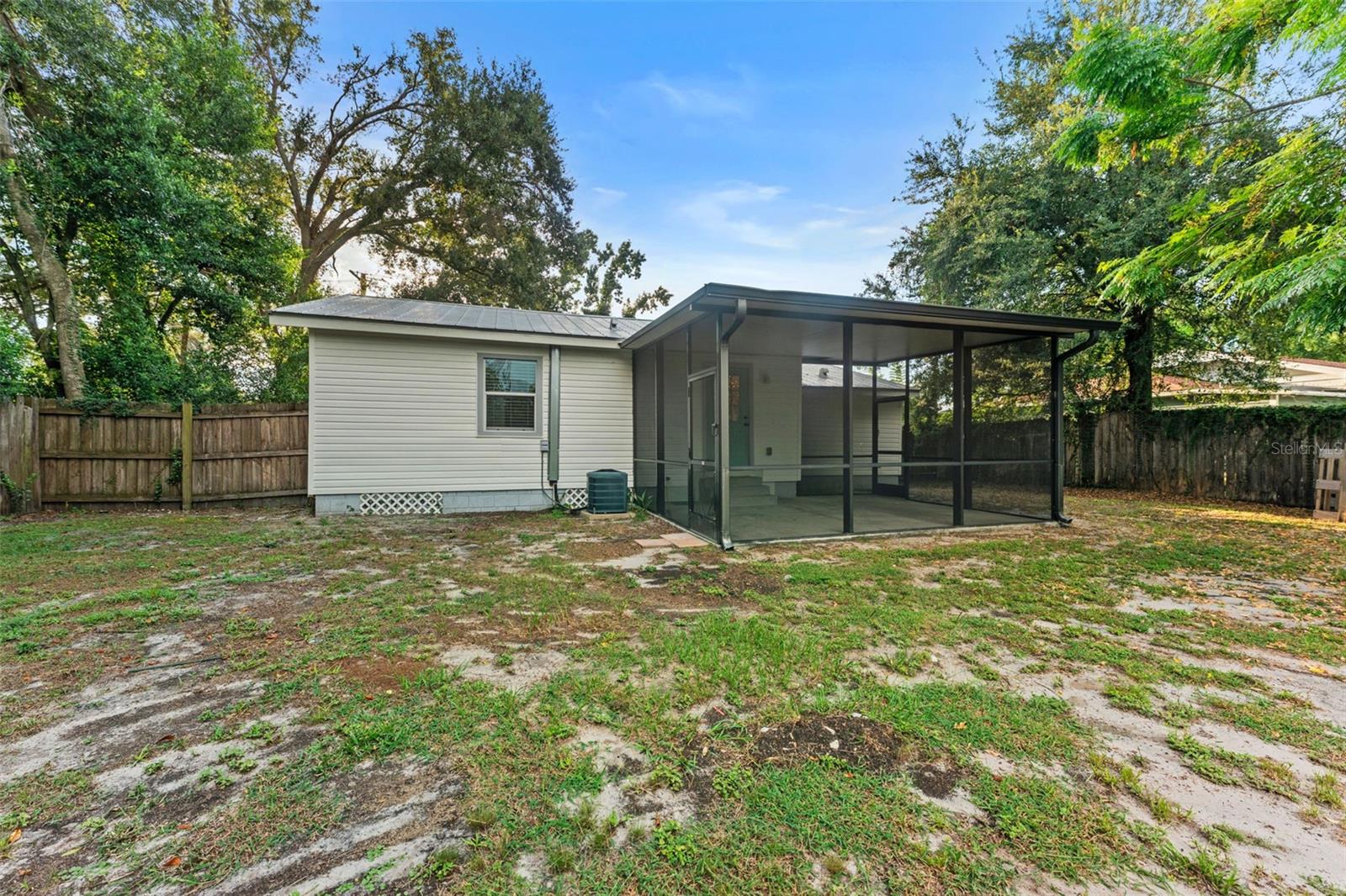 Image 20 of 26 For 8207 Ola Avenue