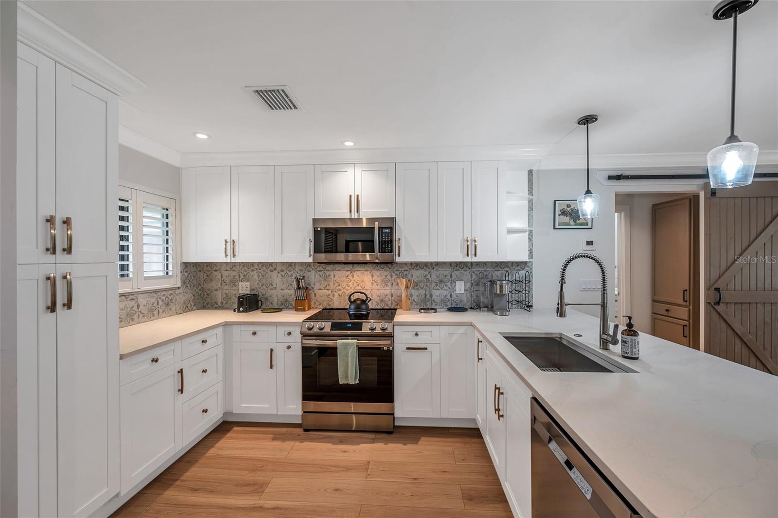 Image 17 of 89 For 29147 Bay Hollow Drive 3224
