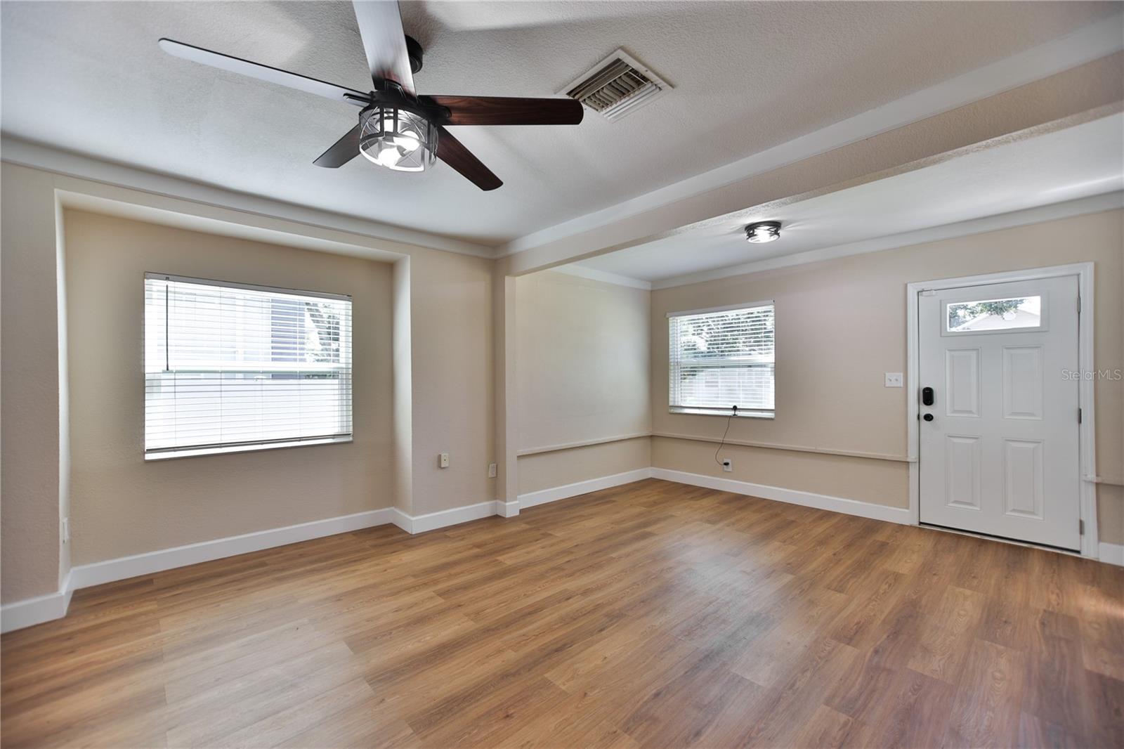 Image 7 of 33 For 453 41st Avenue S