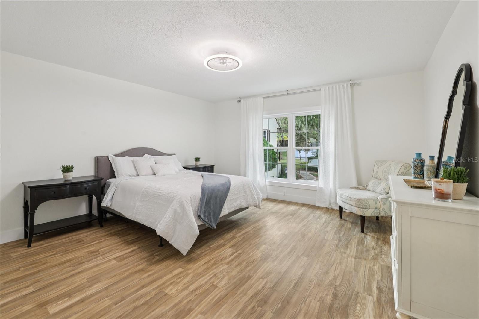 Image 29 of 58 For 4471 Vieux Carre Circle 4471