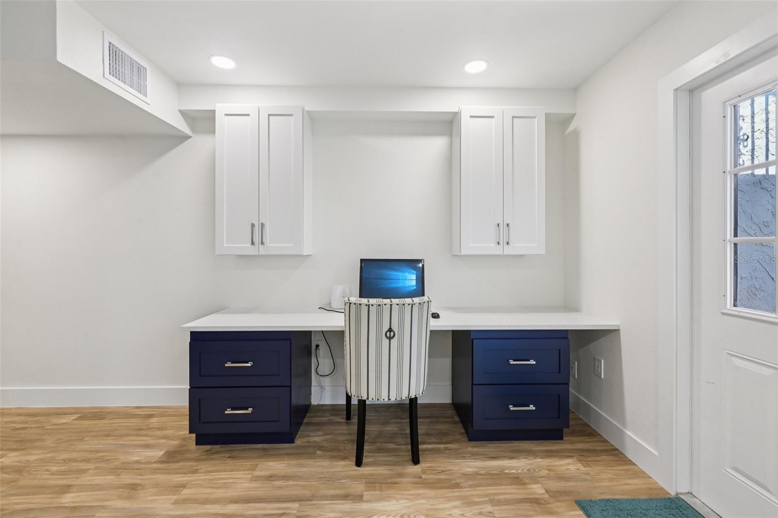 Image 33 of 58 For 4471 Vieux Carre Circle 4471