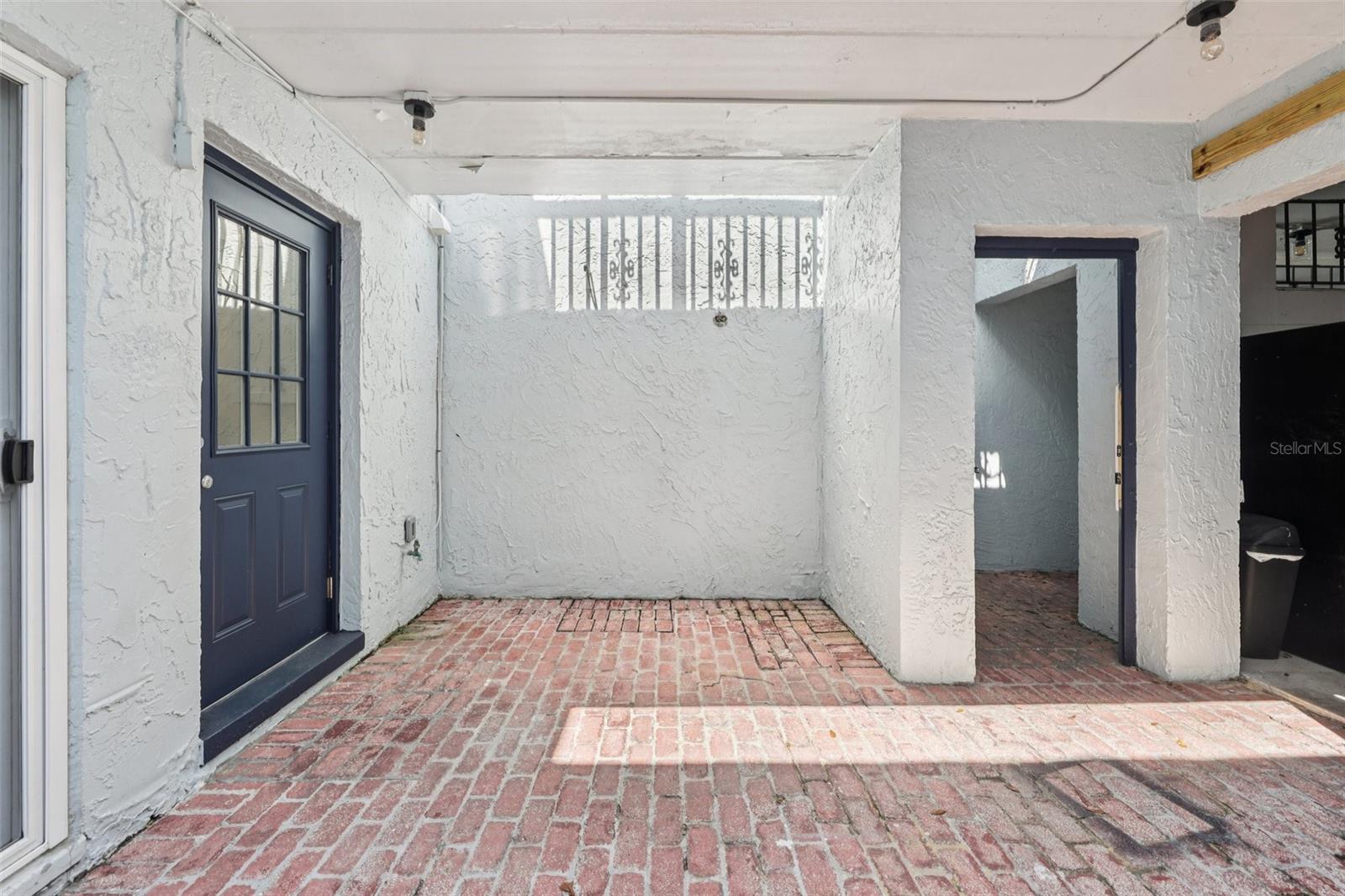 Image 49 of 58 For 4471 Vieux Carre Circle 4471