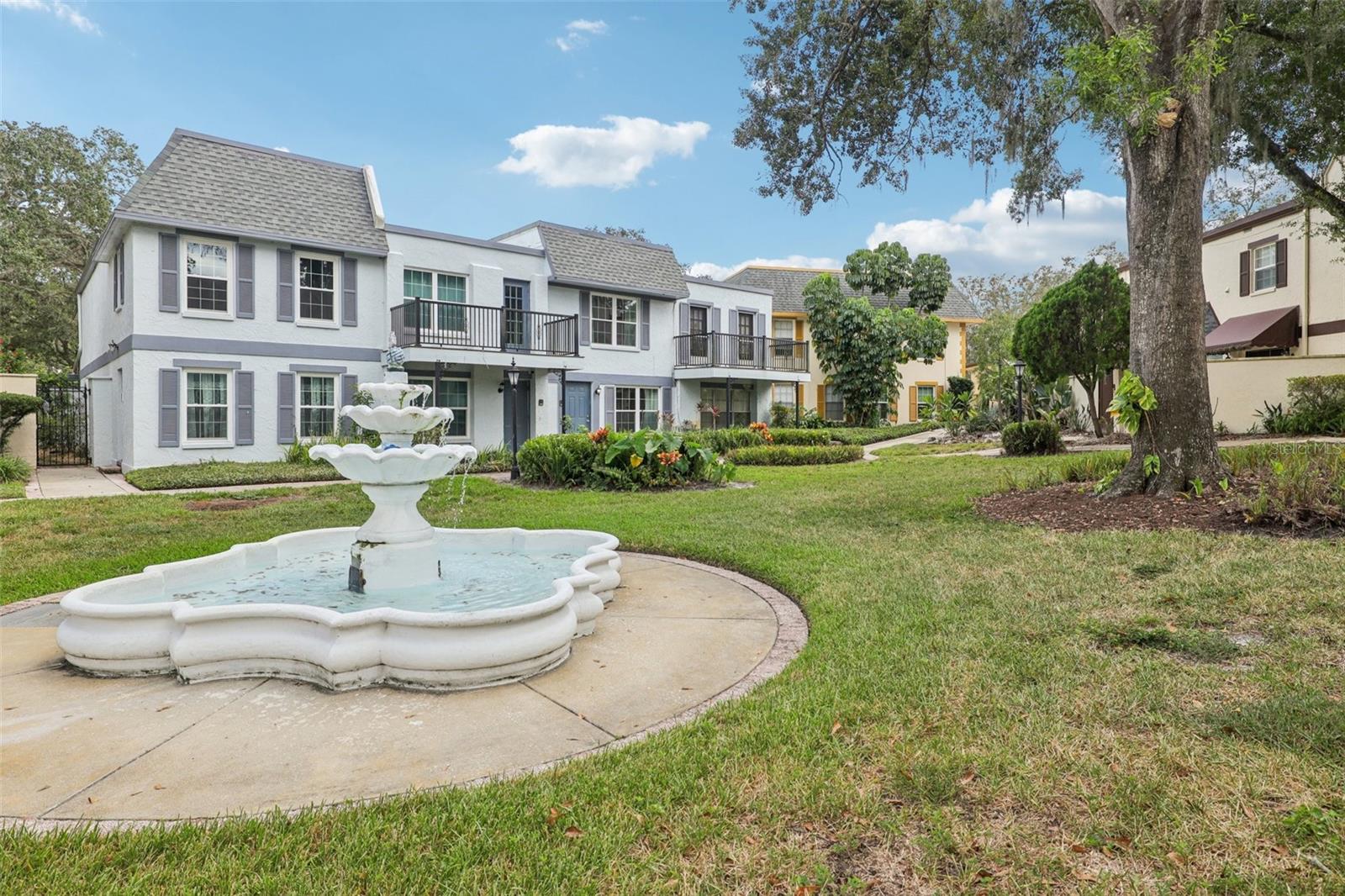 Image 6 of 58 For 4471 Vieux Carre Circle 4471