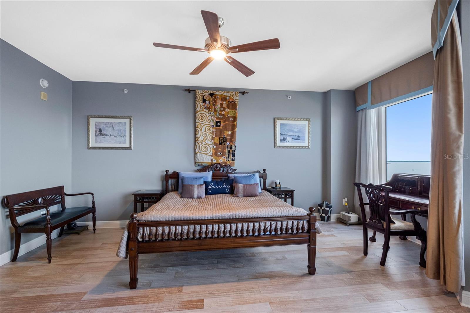 Image 25 of 68 For 5823 Bowen Daniel Drive 1405