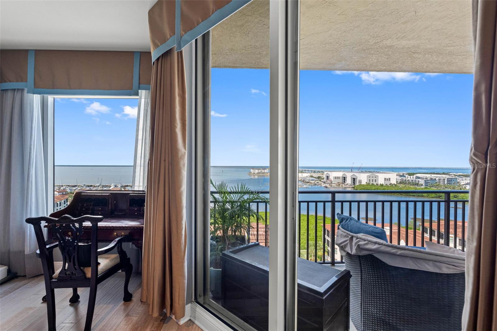 Image 27 of 68 For 5823 Bowen Daniel Drive 1405