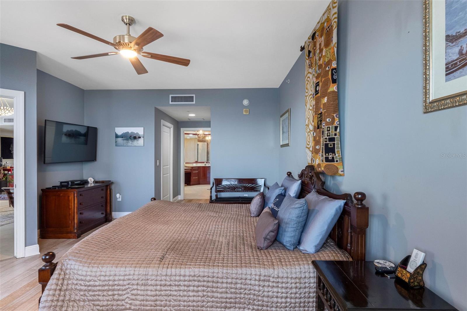 Image 30 of 68 For 5823 Bowen Daniel Drive 1405