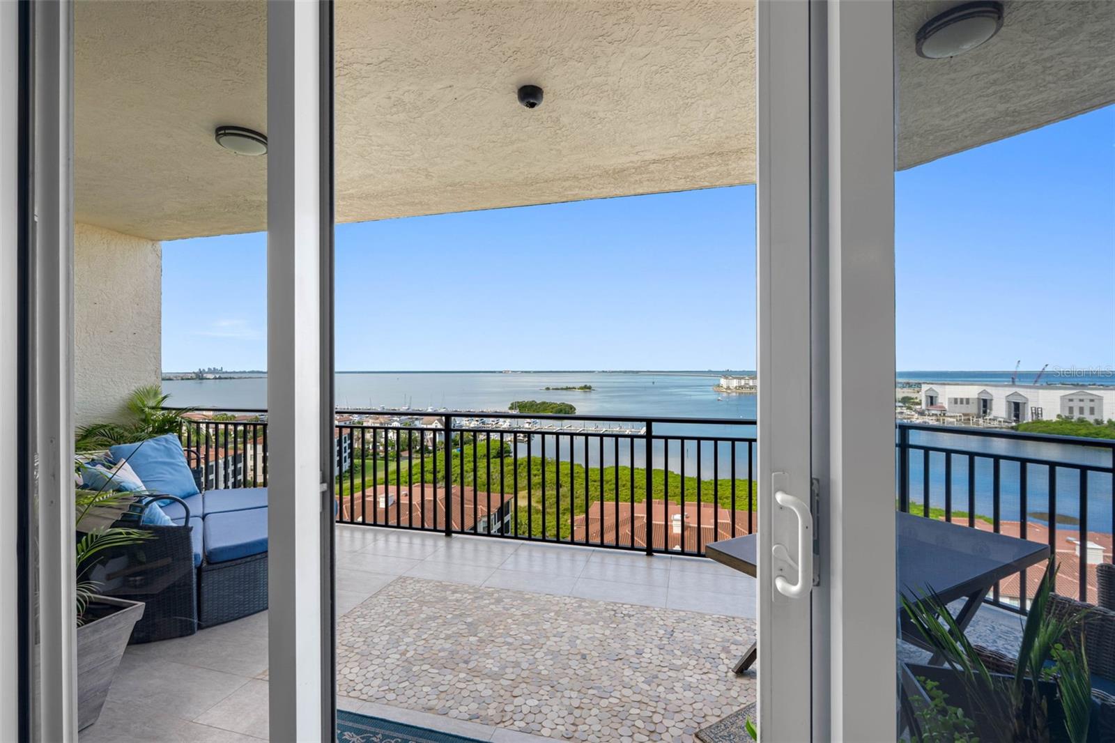 Image 9 of 68 For 5823 Bowen Daniel Drive 1405