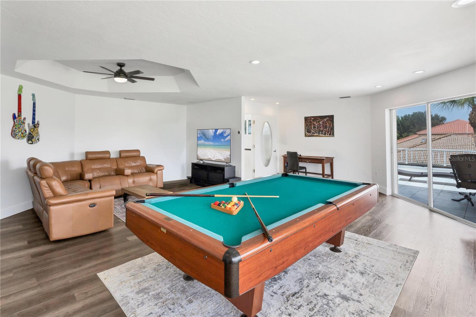 Image 32 of 61 For 225 Harbor House Drive