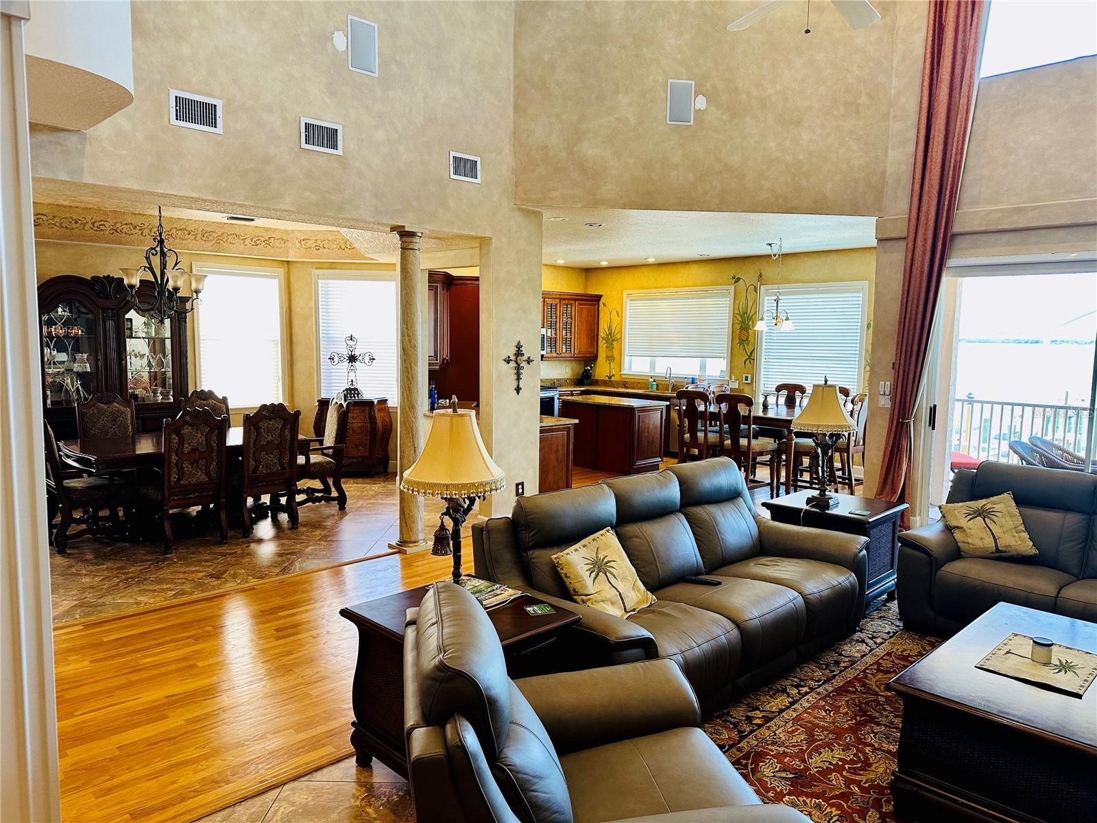 Image 9 of 20 For 202 Sand Key Estates Drive