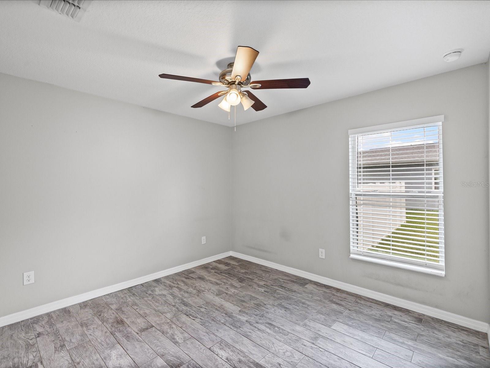Image 12 of 30 For 1238 Vista Way