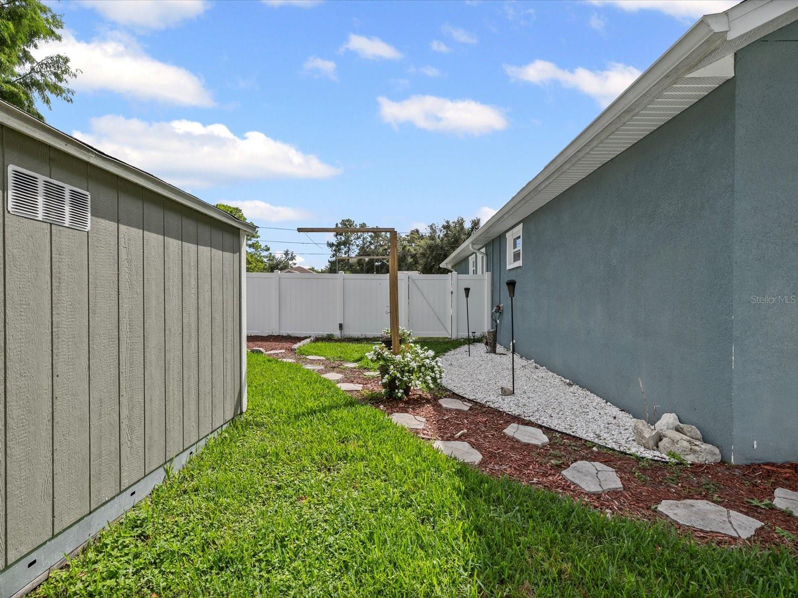 Image 28 of 30 For 1238 Vista Way
