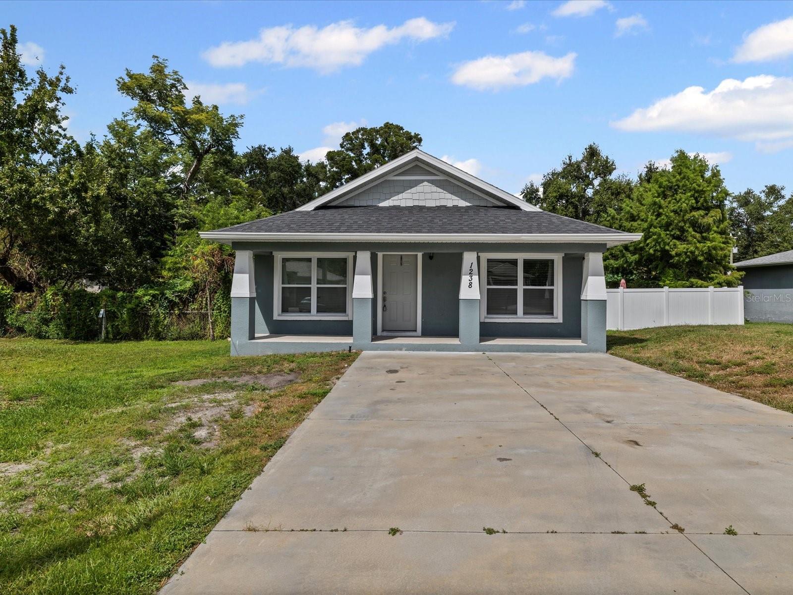 Image 3 of 30 For 1238 Vista Way