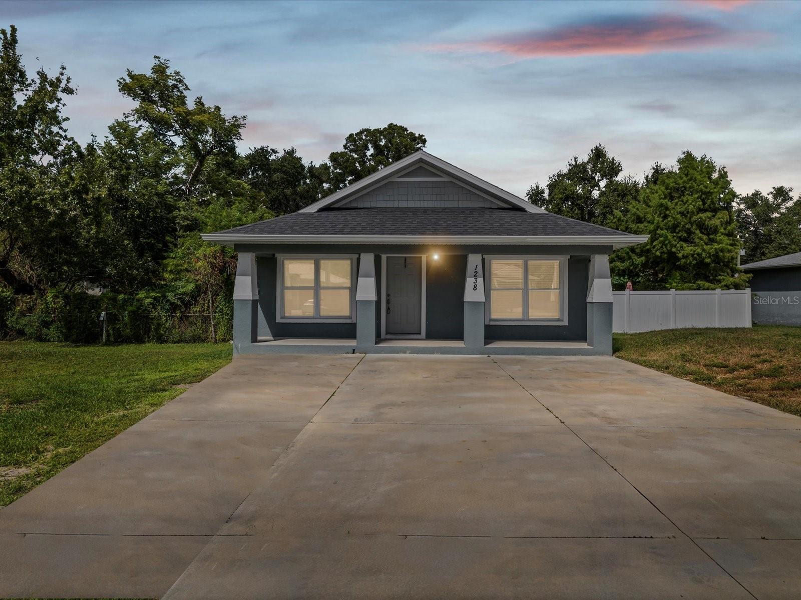 Image 31 of 32 For 1238 Vista Way