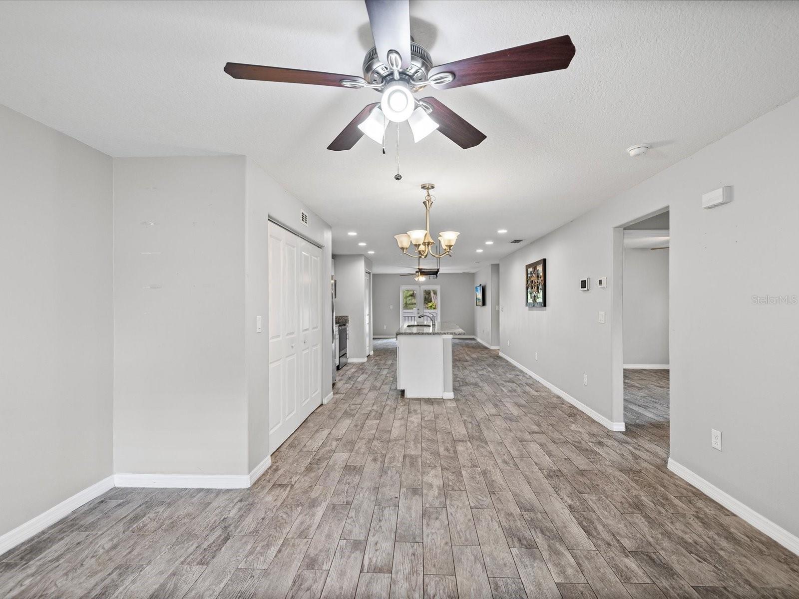 Image 4 of 30 For 1238 Vista Way