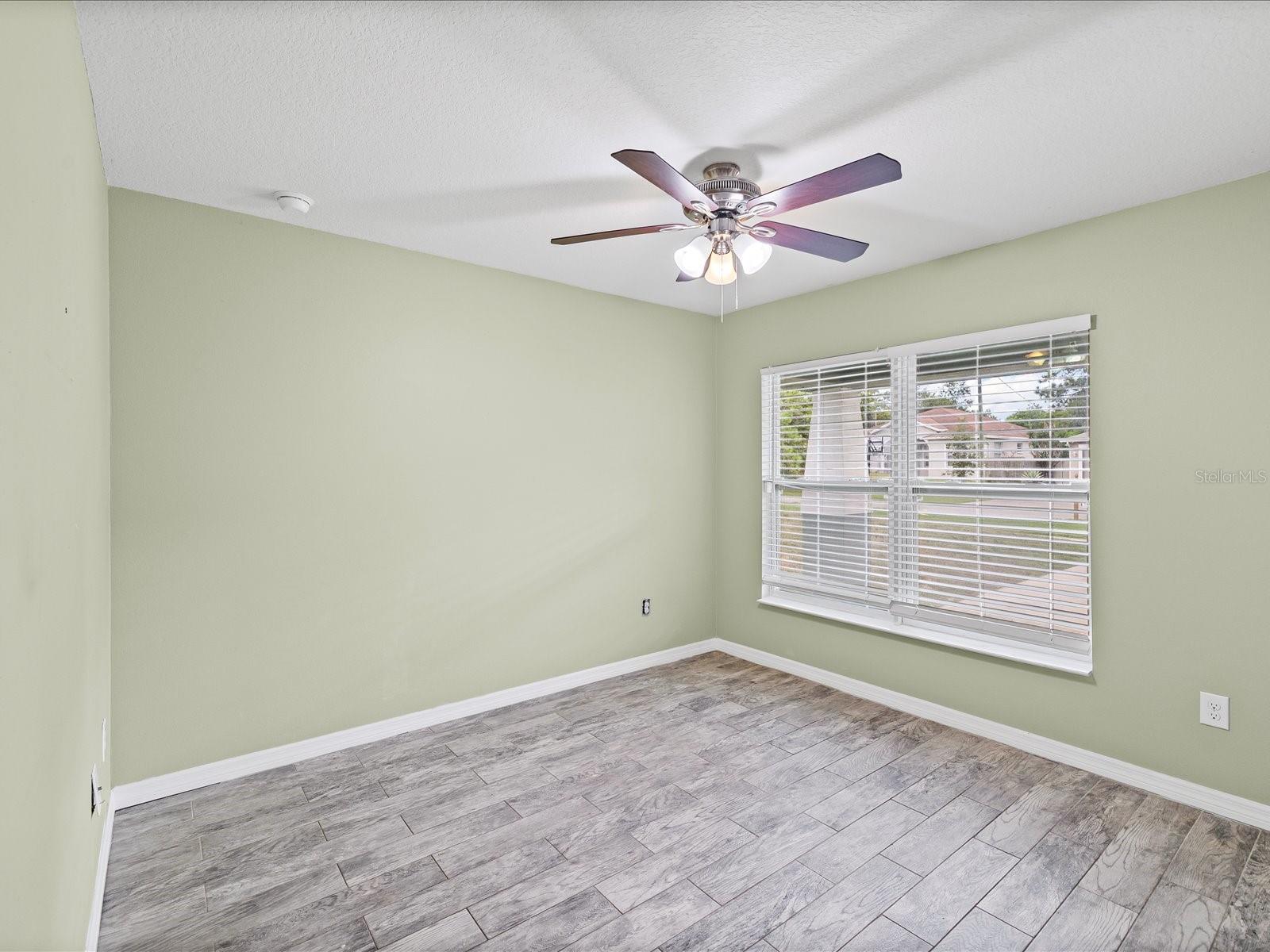 Image 8 of 30 For 1238 Vista Way