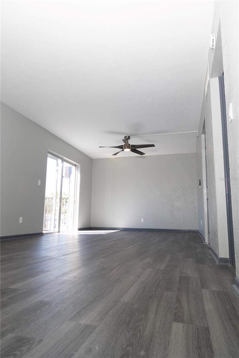 Image 5 of 20 For 1799 Highland Avenue 126