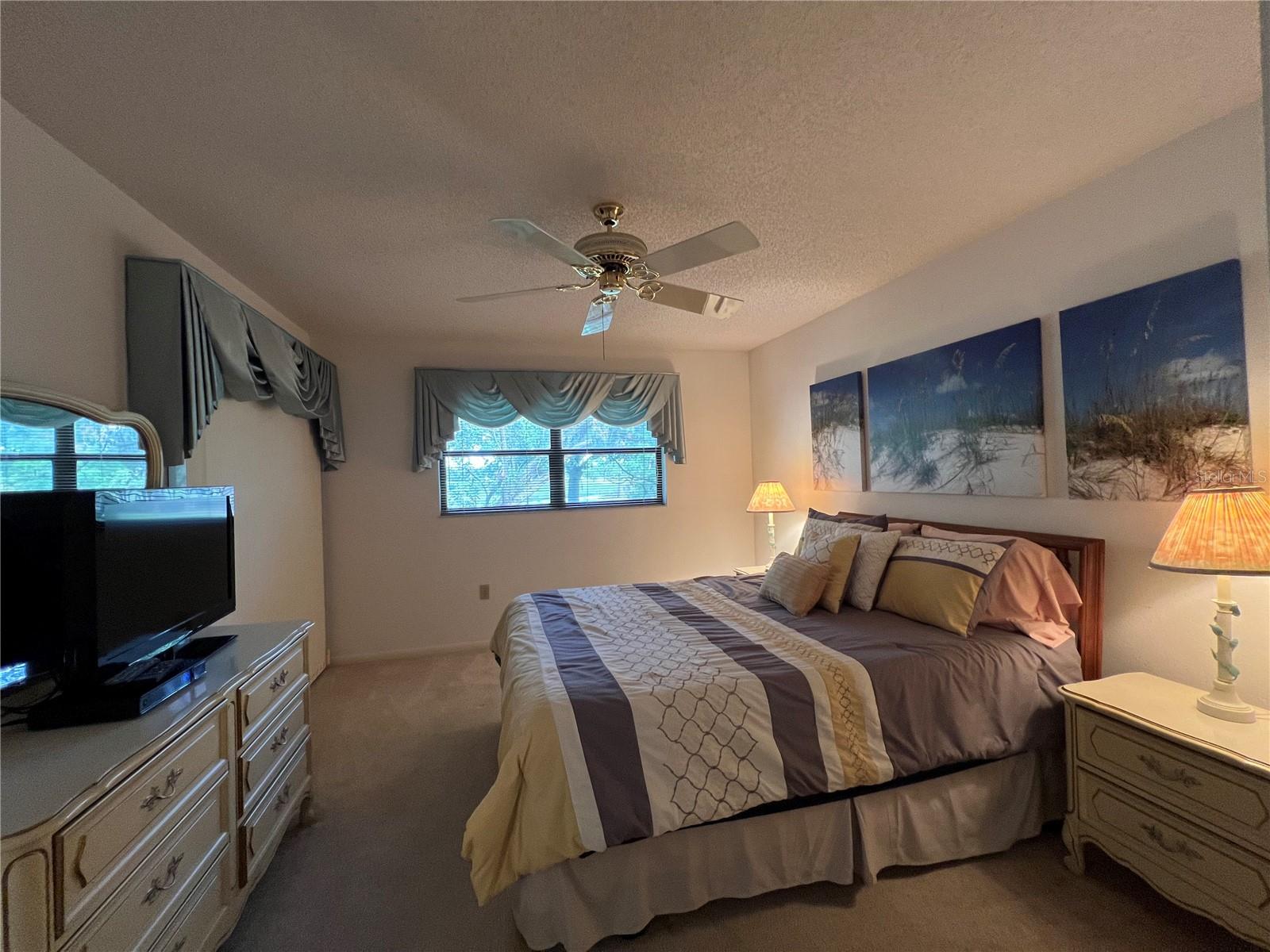 Image 17 of 24 For 9303 Golf View Drive