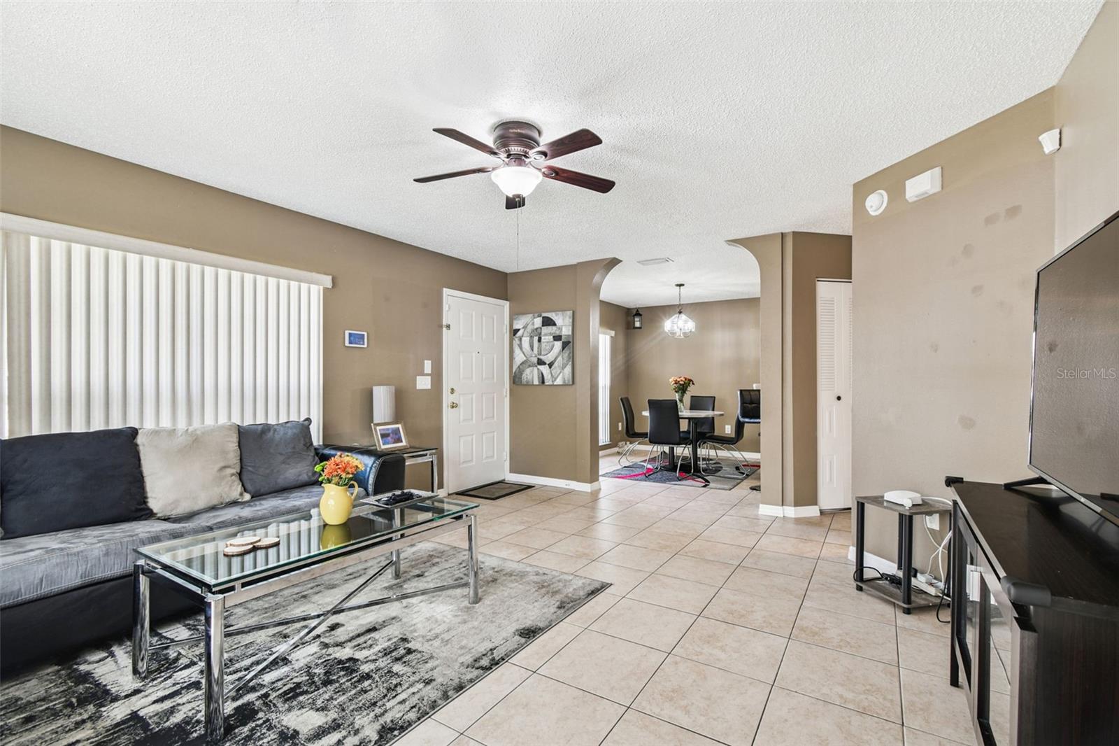 Image 12 of 44 For 640 Kensington Lake Circle