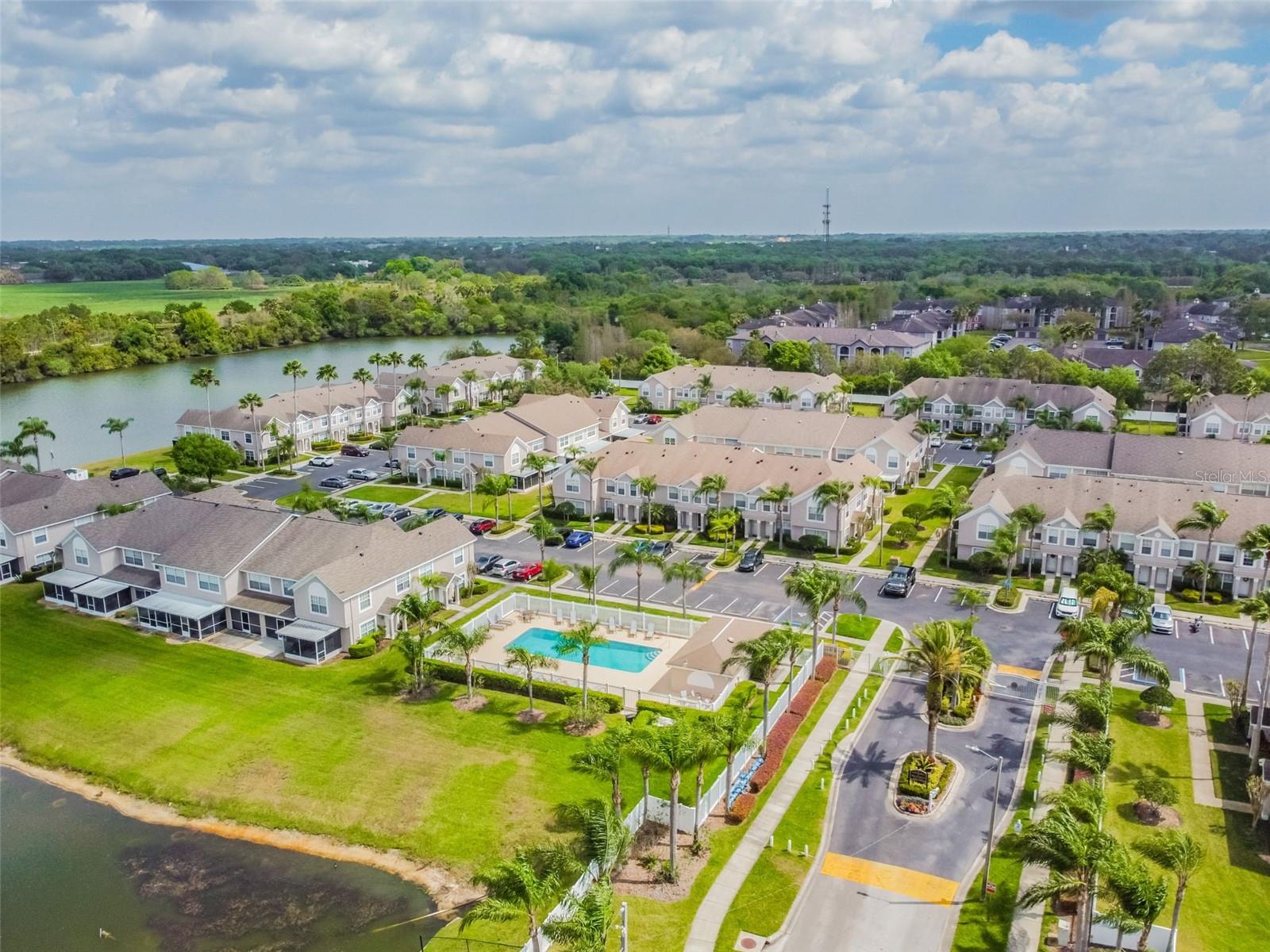 Image 42 of 44 For 640 Kensington Lake Circle