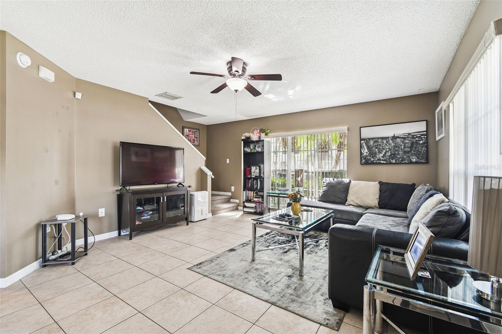 Image 8 of 44 For 640 Kensington Lake Circle