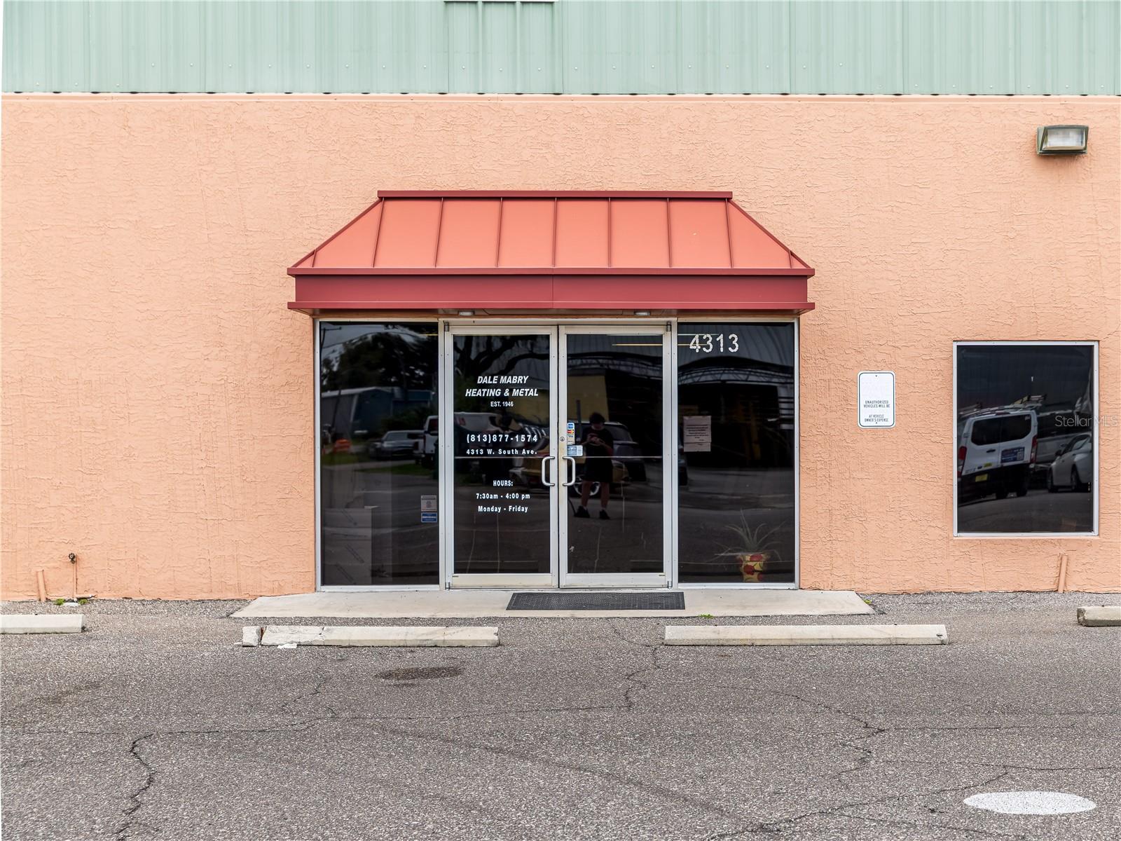 Image 11 of 37 For 4313 South Avenue