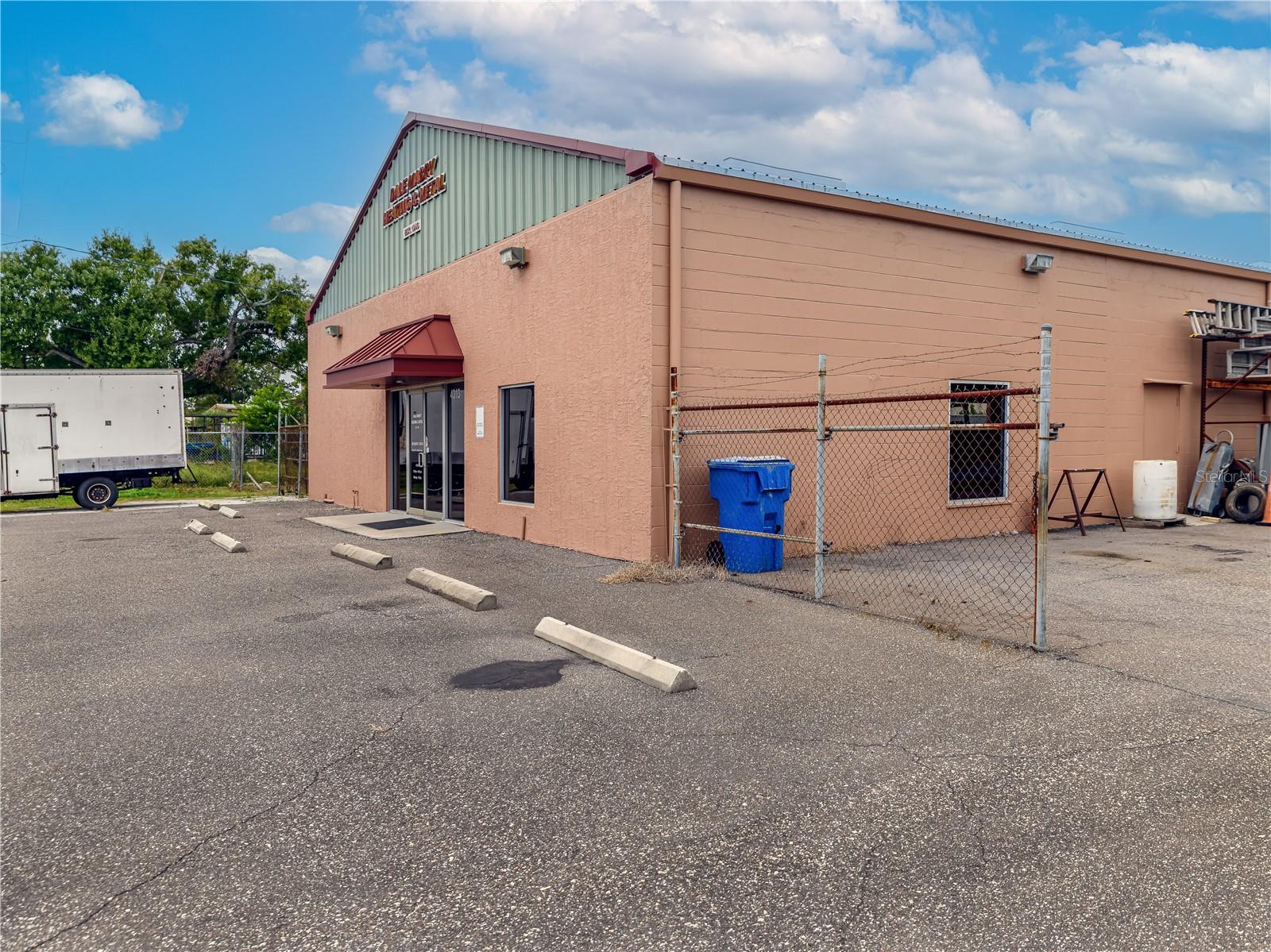 Image 13 of 37 For 4313 South Avenue