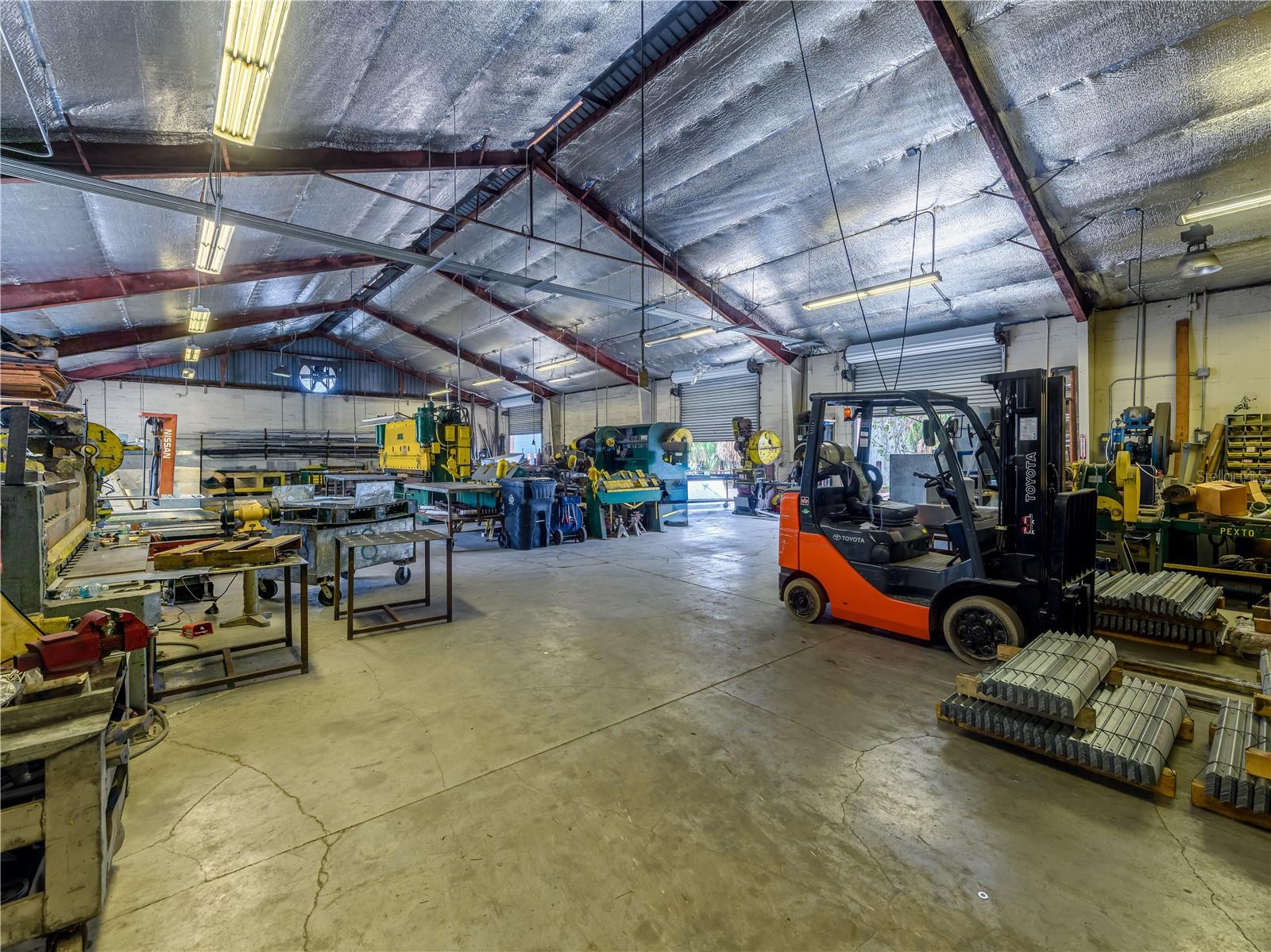 Image 18 of 37 For 4313 South Avenue