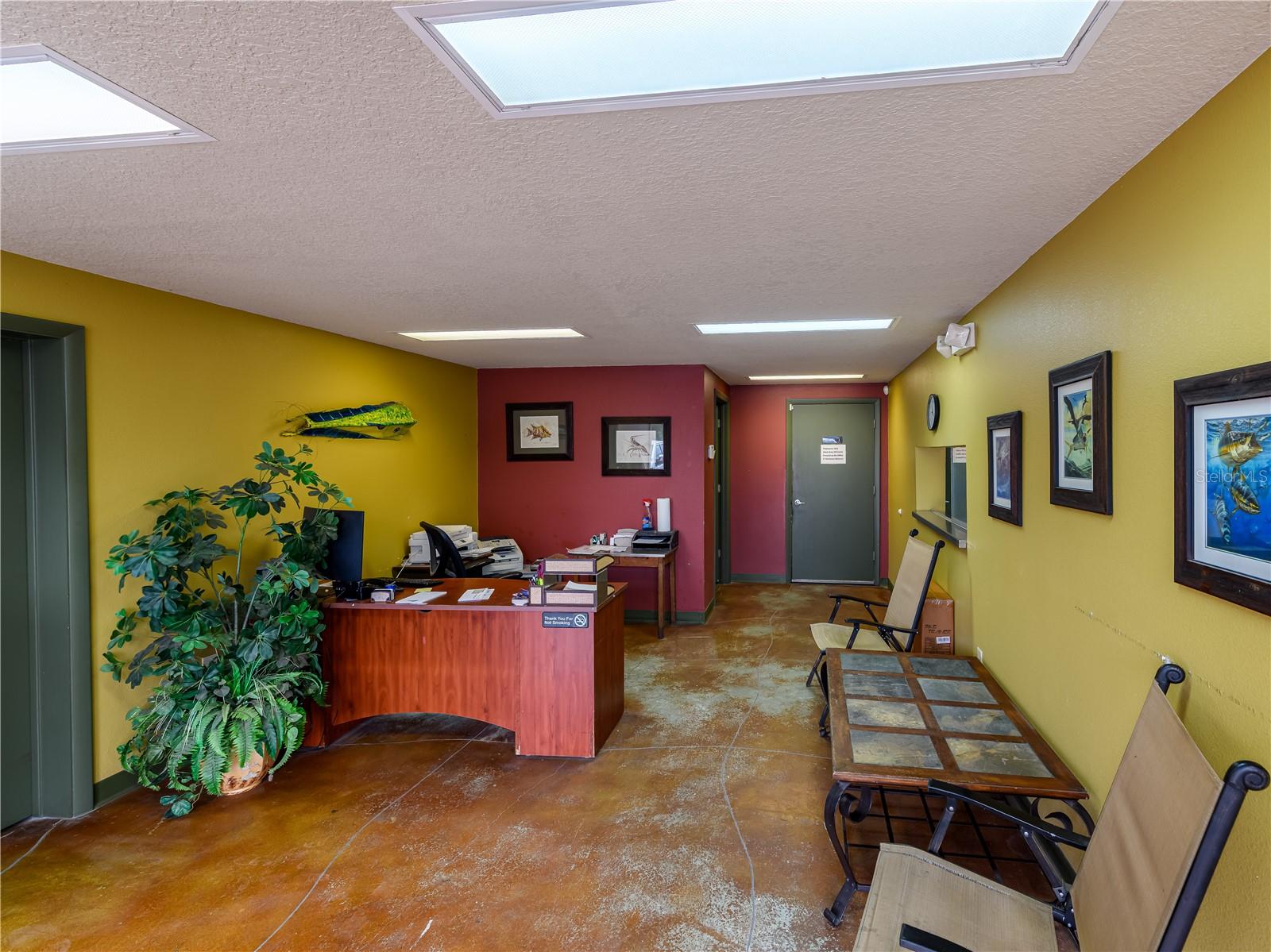 Image 21 of 37 For 4313 South Avenue