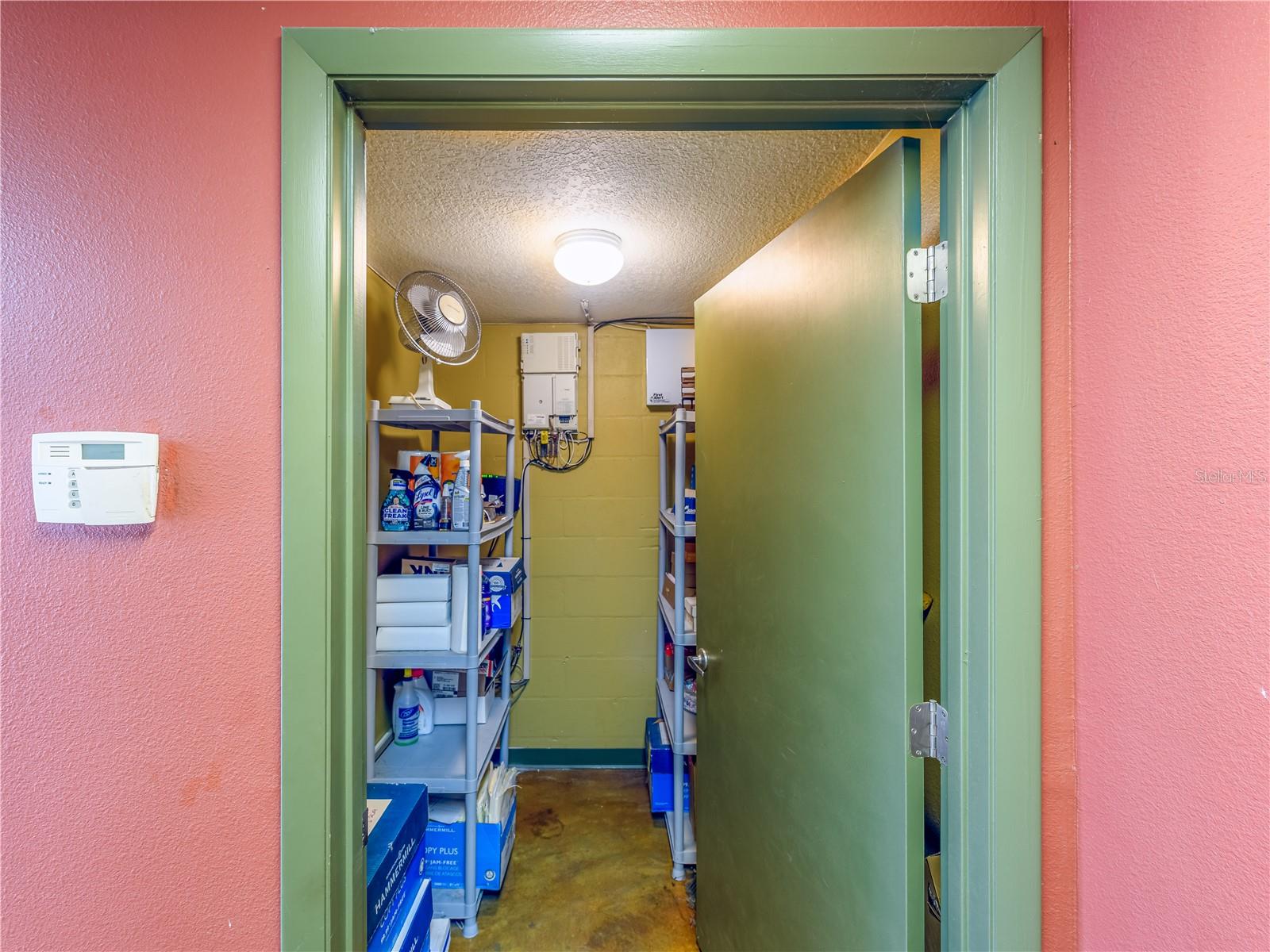 Image 22 of 37 For 4313 South Avenue