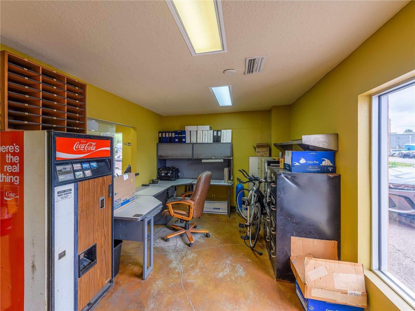 Image 25 of 37 For 4313 South Avenue