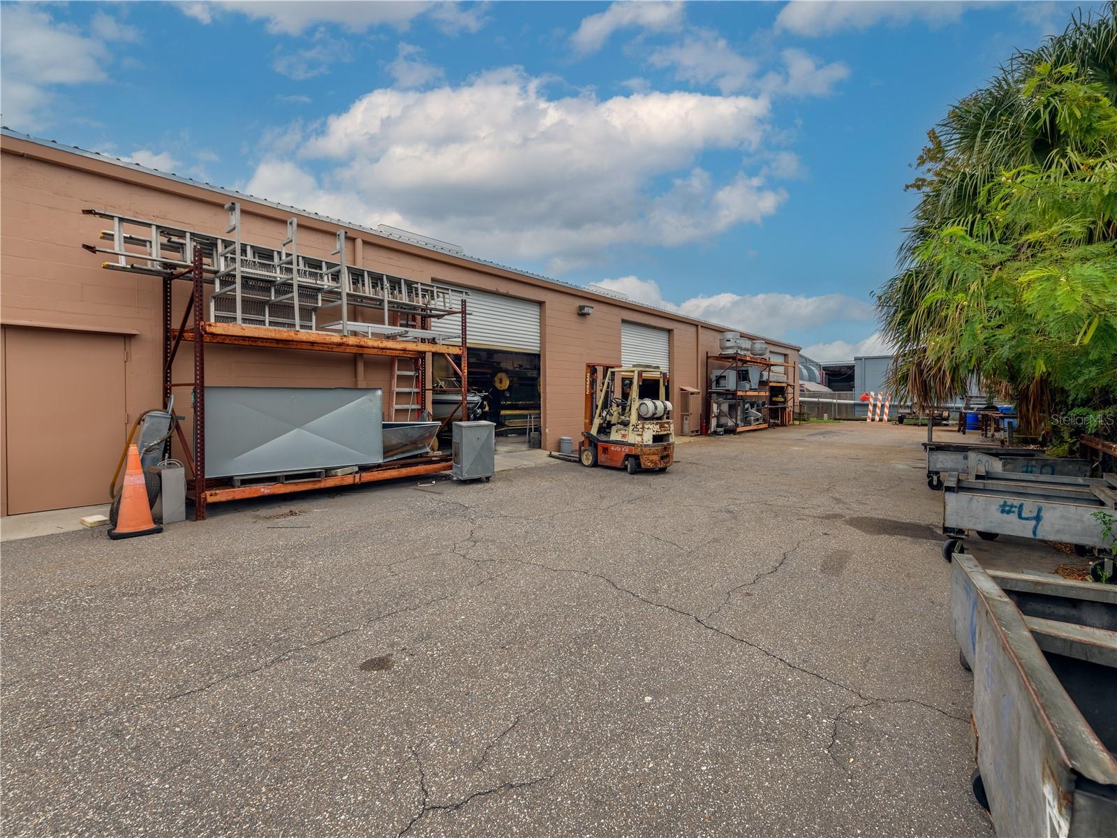 Image 3 of 37 For 4313 South Avenue